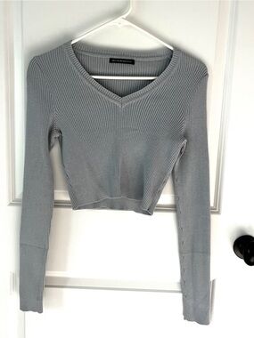 Brandy Melville Grey Ribbed V-Neck Long Sleeve Sweater Top Size XS-S